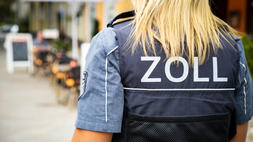 Zoll Anwärterinnen